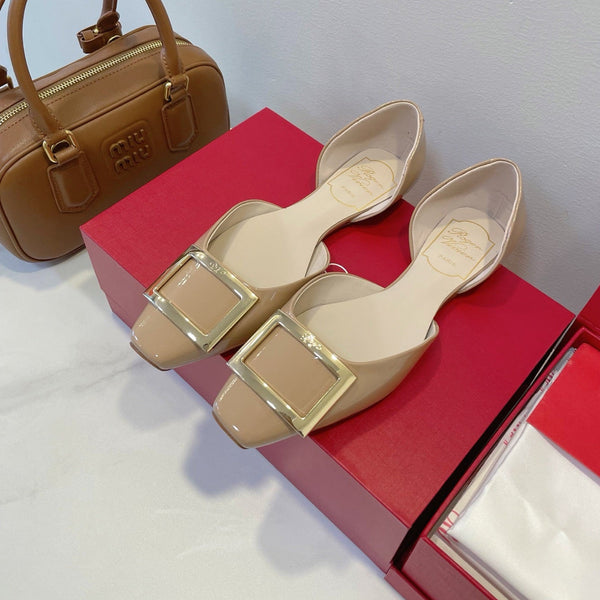 Viv Chips Ballerina Flat Nude Patent Leather 329270