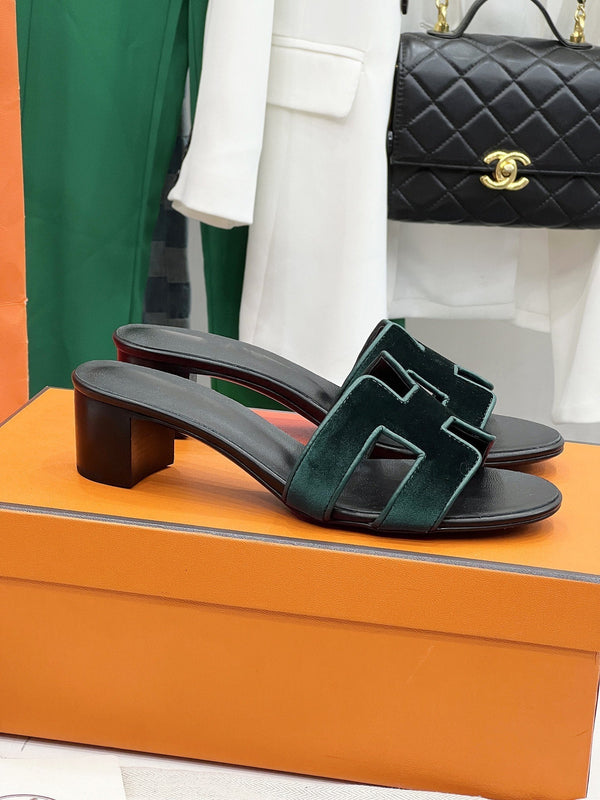 0ran 45 sandal dark green velvet goatskin