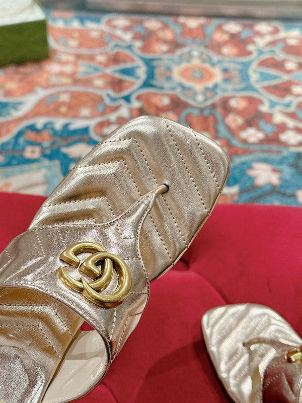 HIGH THONG MULE 55MM IN LIGHT GOLD CALFSKIN WITH GOLD HARDWARE