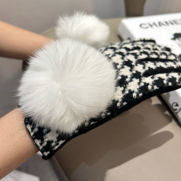 GLOVES IN BLACK MIX WHITE WOOL 462258
