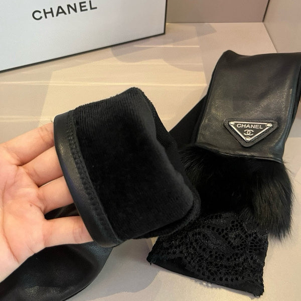 GUANTI LUNGHI SENZA DITA IN PELLE DI AGNELLO NERA CON PELLICCIA DI CONIGLIO 465799