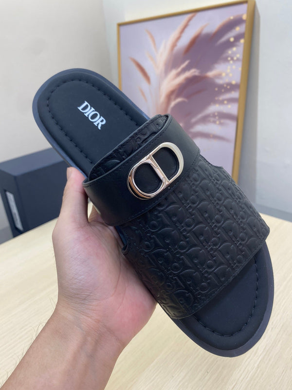 CD SYMBOL SLIDE CUT SANDAL BLACK CALSKIN