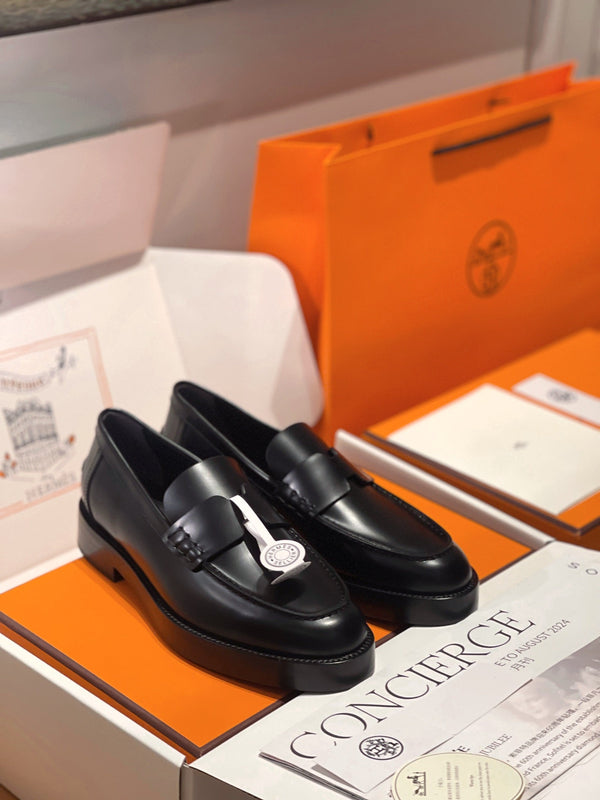 HM Loafer In Black Calfskin 100164
