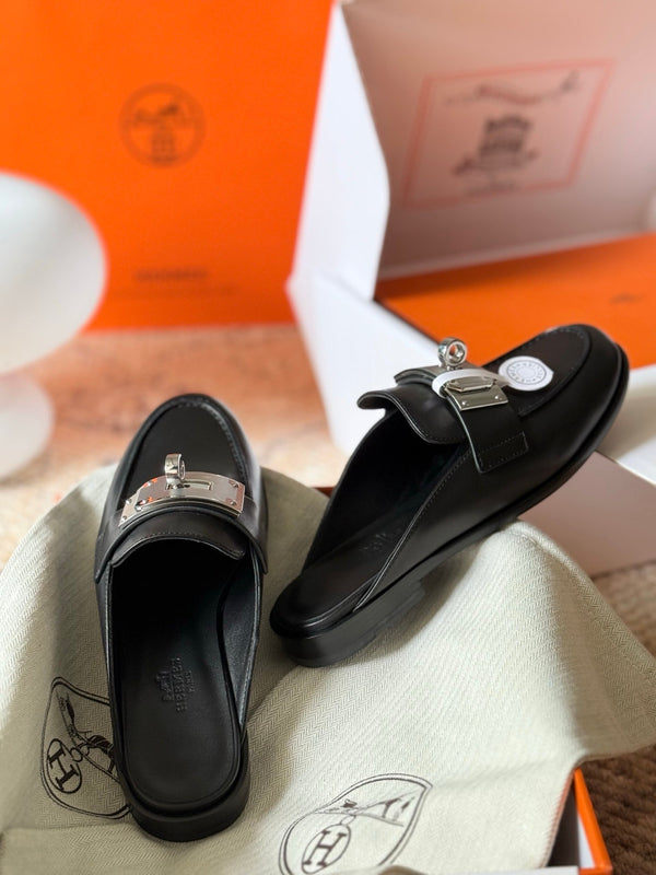 HM Hot Slip-on Black Cafskin 531370