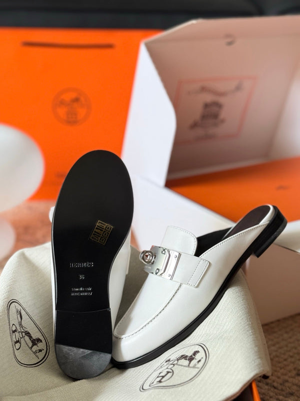 HM Hot Slip-on White Cafskin 531374