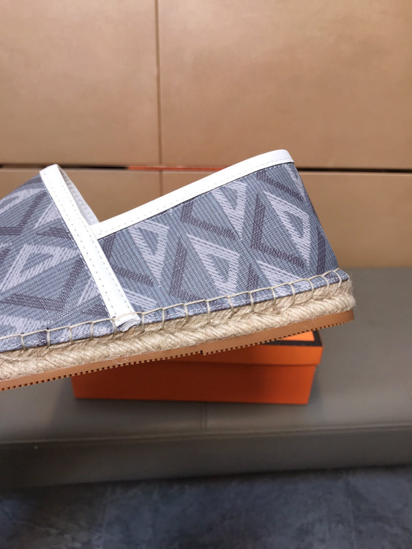 CD PARADISE ESPADRILLE LOAFER GRAY GEOMETRIC JACQUARD