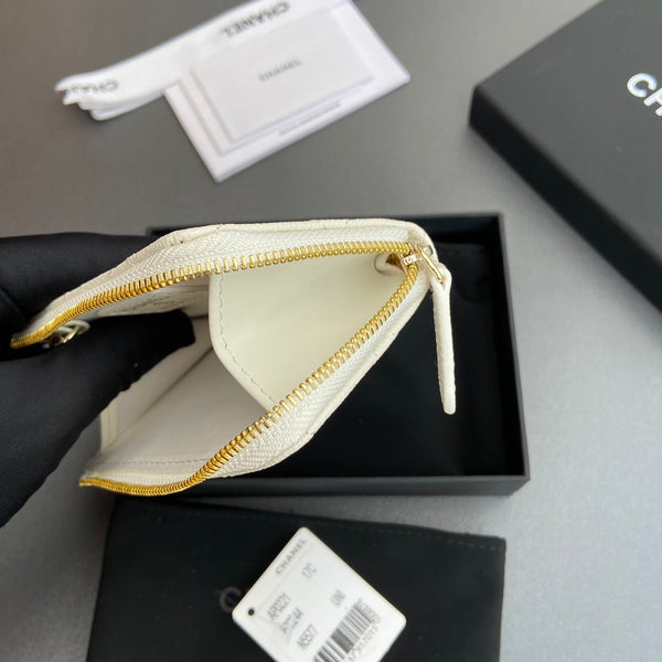 CC Hook & Chain Zipper Card Holder White Caviar GHW 234729