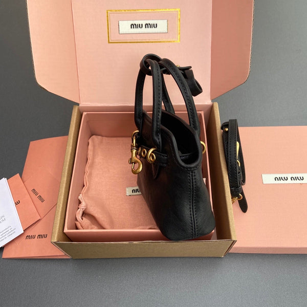 Miu 12.5 Aventure Nappa Leather Bag Black 240397