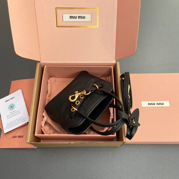 Miu 12.5 Aventure Nappa Leather Bag Black 240397