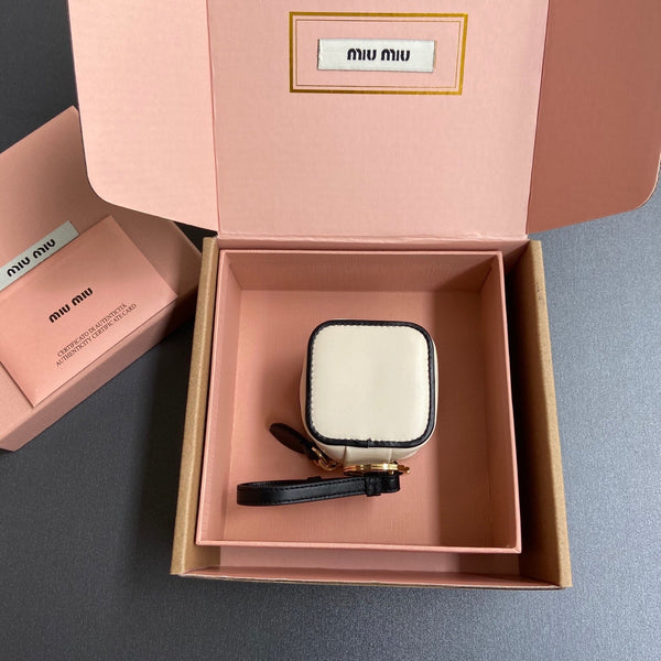 Trick Leather Keyring White Black 240153