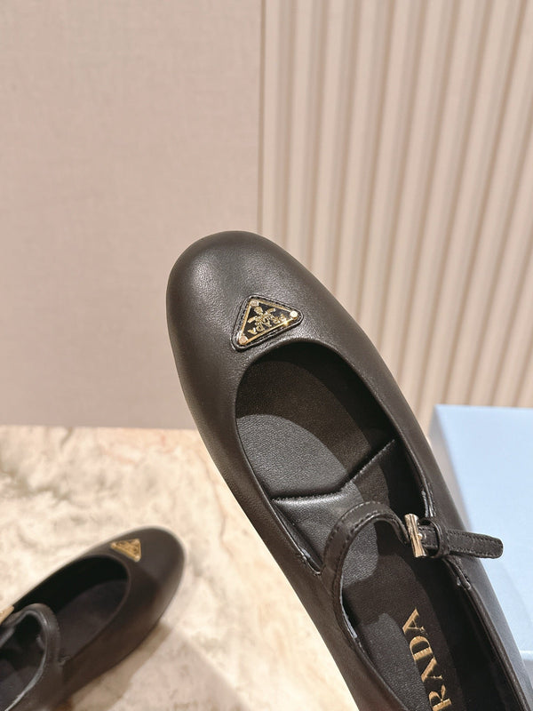 PRA 25s Ballet Flats with Small Buckle Black Cowhide 449714