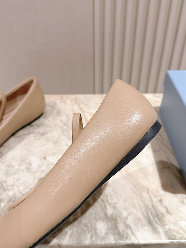 PRA 25s Ballet Flats Beige Cowhide 449717