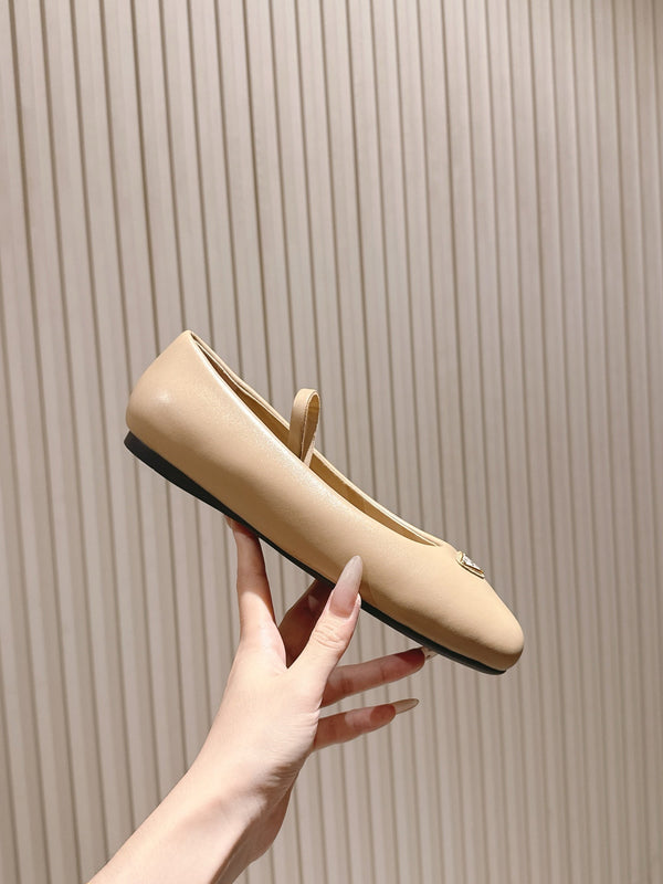 PRA 25s Ballet Flats Beige Cowhide 449717