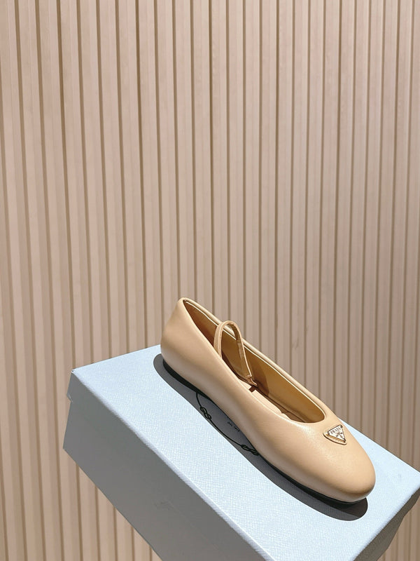 PRA 25s Ballet Flats Beige Cowhide 449717