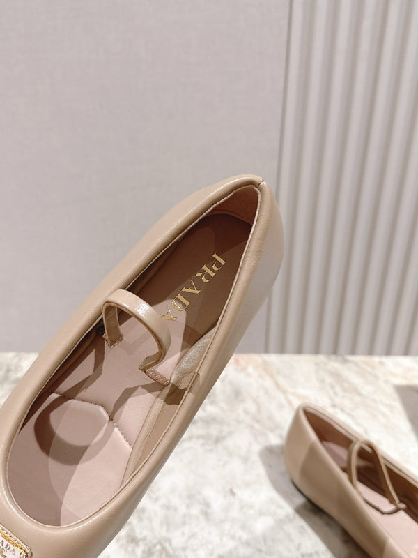 PRA 25s Ballet Flats Beige Cowhide 449717