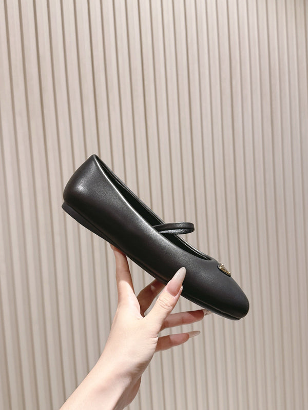 PRA 25s Ballet Flats Black Cowhide 449718