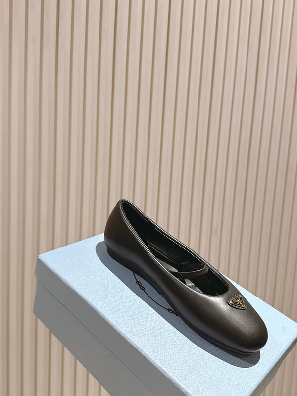 PRA 25s Ballet Flats Black Cowhide 449718