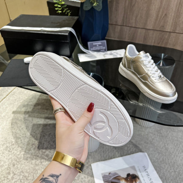 cc sneaker gold metalic calfskin white tpu