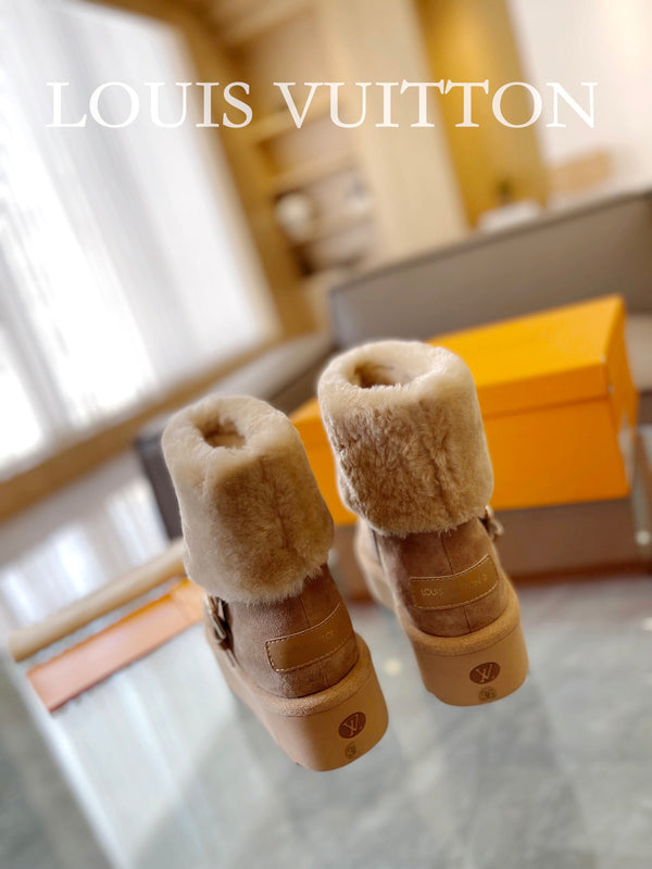 Stivaletto con plateau LV Aspen in pelle scamosciata beige
