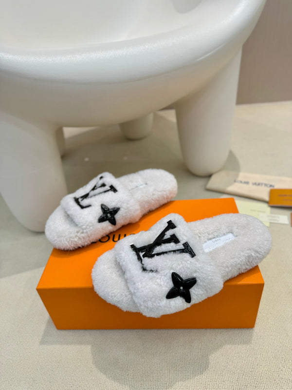 LV Fur Slippers White With Black Text Pure Wool