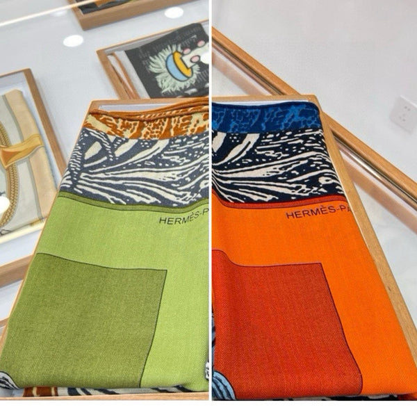 Cavalier en Formes shawl 140 CM In Colorful Cashmere And Silk 227893