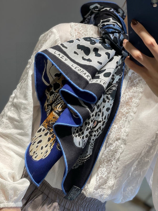 Lazy Leopardesses Scarf 110 CM In Colorful Cashmere Silk 311599
