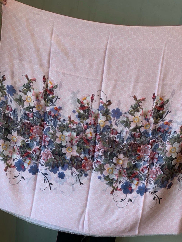 SCIARPA 200 CM IN CASHMERE ROSA CIPRIA CON FIORE COLORATO 405253