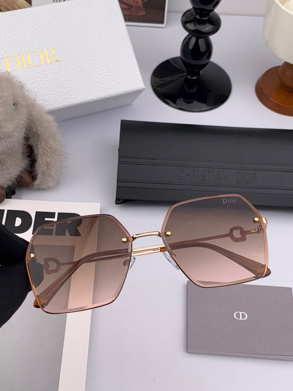 OCCHIALI DA SOLE MONTAIGNE CD3022 IN METALLO MARRONE