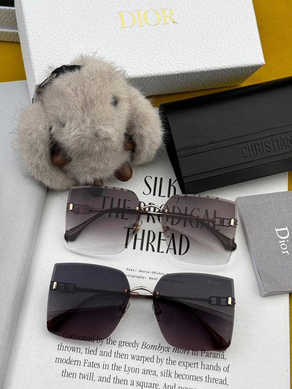 MONTAIGNE SUNGLASS CD3641 IN METAL