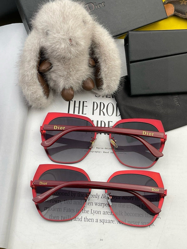 OCCHIALI DA SOLE MONTAIGNE CD3192 IN ACETATO ROSSO