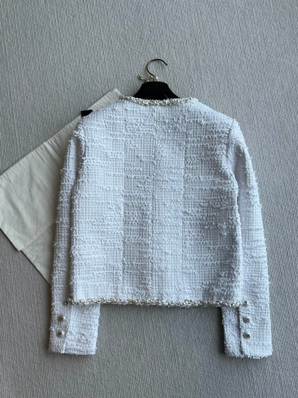 Chanel 25P Cardigan White Tweed With Pearl 234889