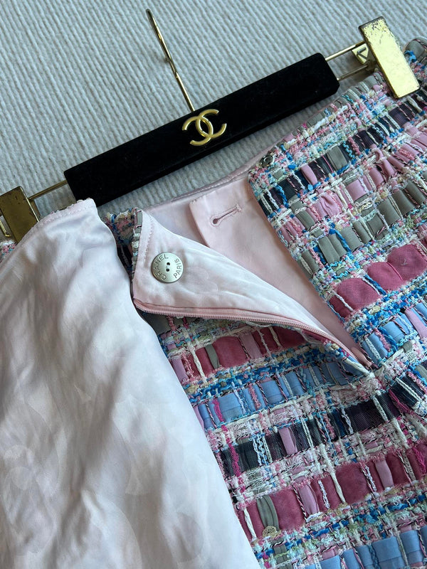 Gonna in lana CC 25SS con nastri intrecciati a mano colorati 277207