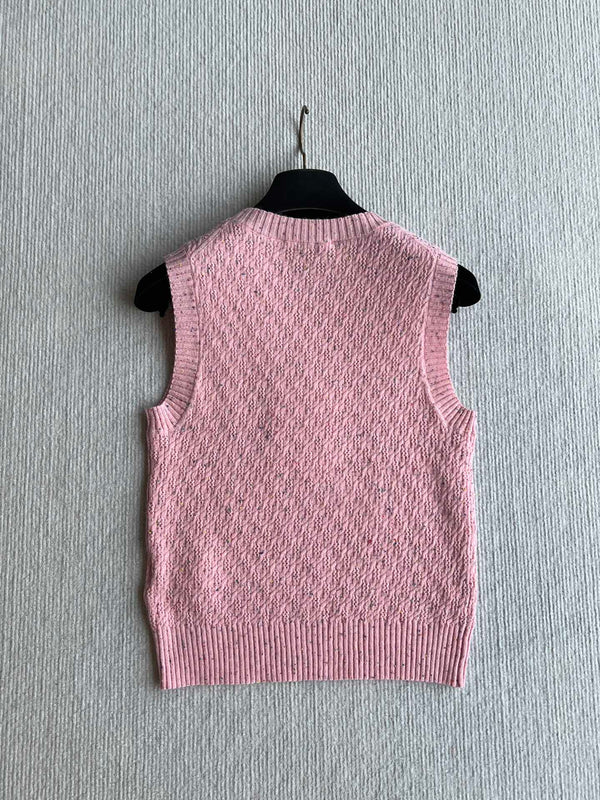 CC 25A Round Neck Sleeveless Vest In Pink Wool 269549