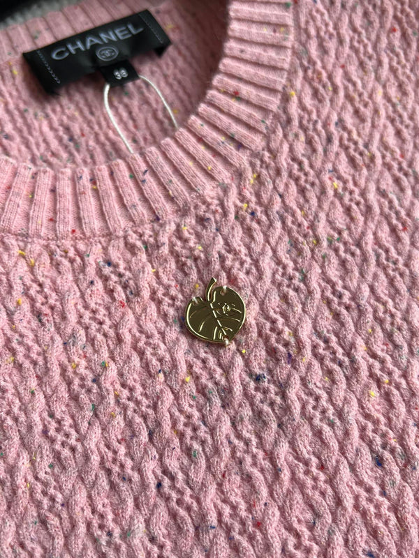 CC 25A Round Neck Sleeveless Vest In Pink Wool 269549