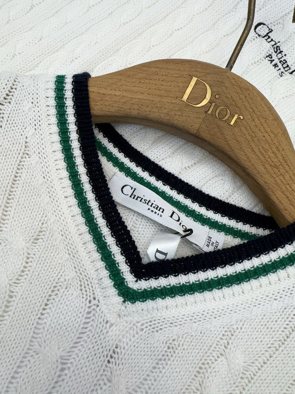 CD 25 V-neck Shirt White Silk Cotton