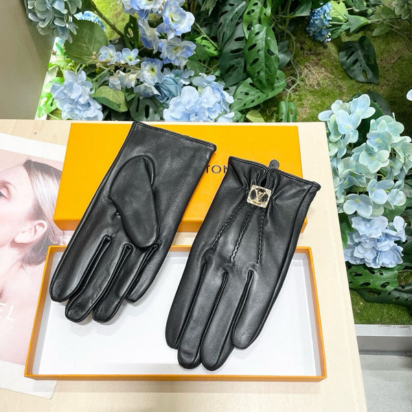LV GLOVES IN BLACK LAMBSKIN WITH GOLD LOGO 462422