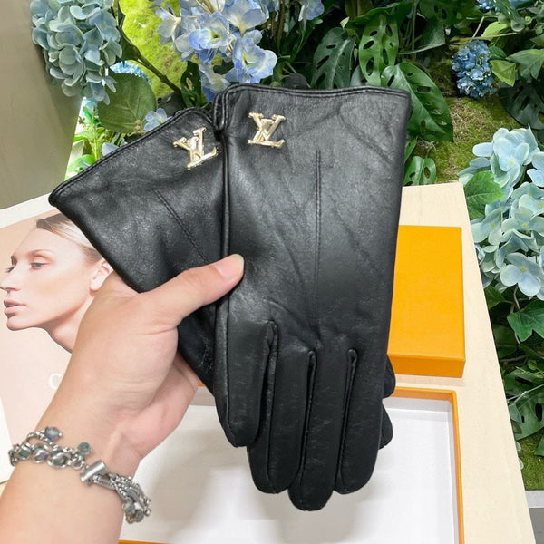 LV GLOVES IN BLACK LAMBSKIN 464977