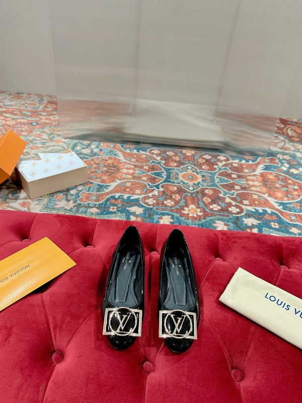 Ballerina piatta LV Shake in pelle di agnello nera