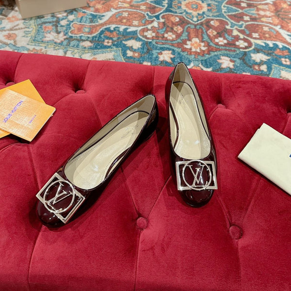 Ballerina piatta LV Shake in pelle di agnello rosso vino