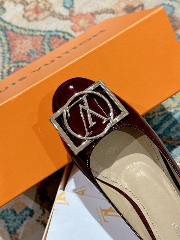 Ballerina piatta LV Shake in pelle di agnello rosso vino