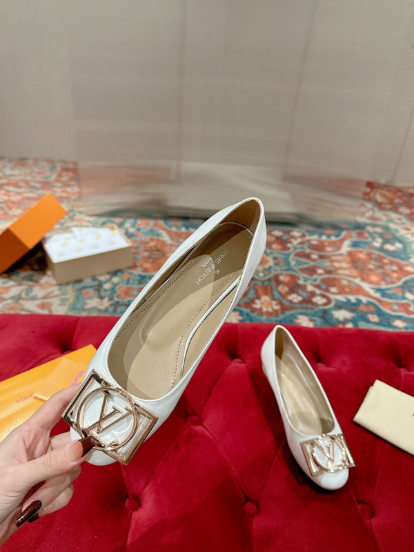 LV Shake Flat Ballerina White Lambskin