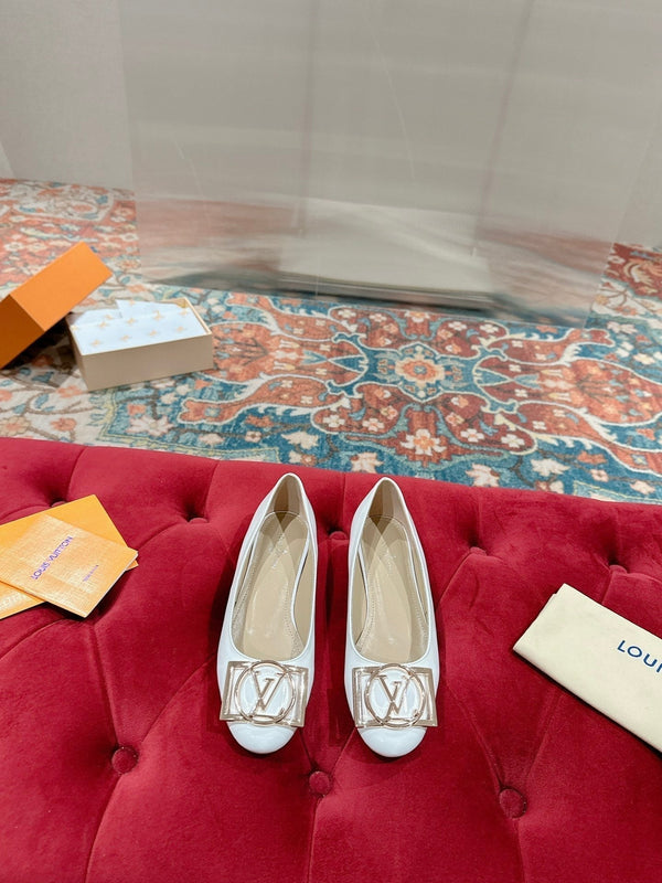 LV Shake Flat Ballerina White Lambskin