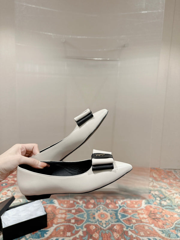 CASSANDRA BALLET FLAT IN WHITE MIX BLACK SMOOTH LAMBSKIN