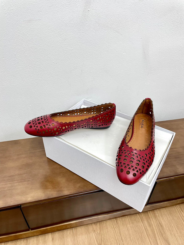 alaia ballerine in pelle di agnello vienne rosso scuro