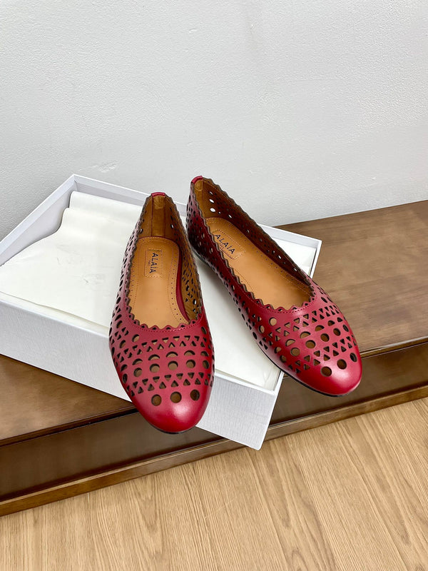 alaia ballerine in pelle di agnello vienne rosso scuro