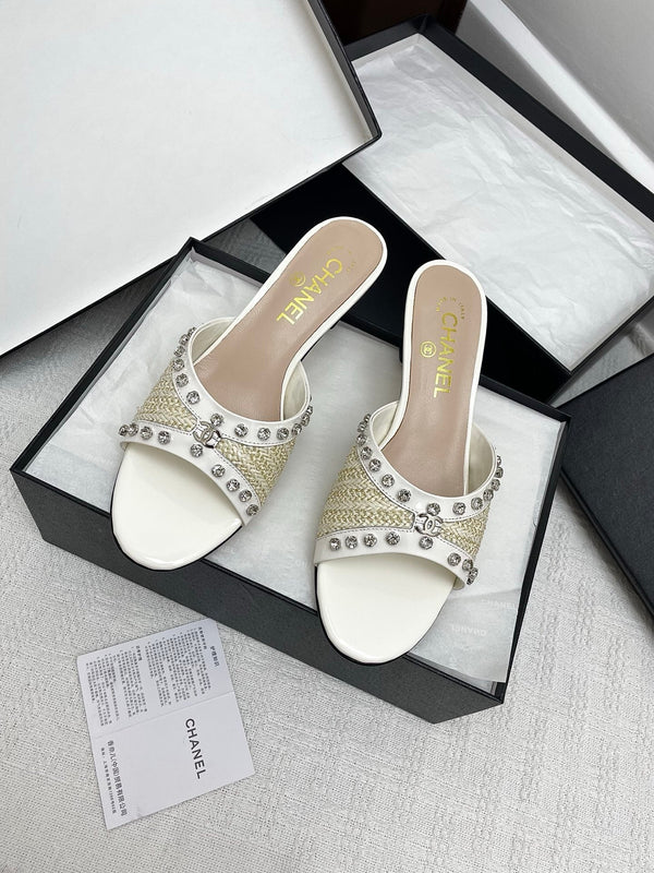 CC 25SS Slippers 5cm Light Yellow Raffia White Patent Calfskin 338301