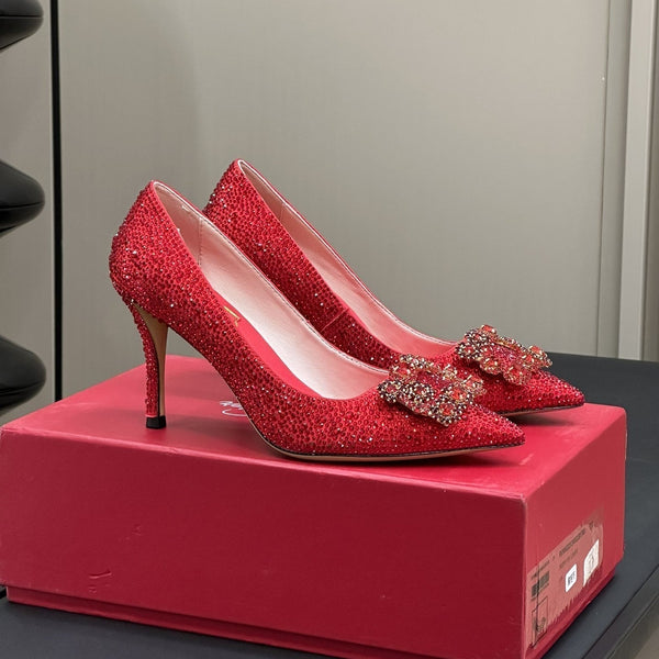 Décolleté con fibbia in strass a forma di fiore 85 in pelle rossa con cristalli