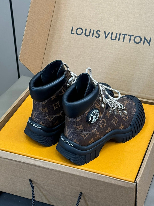 Stivali LV Ruby Flat Ranger in pelle di vitello marrone scuro