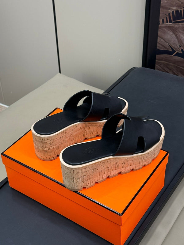 HM 25C Eze 30 Sandal Black Calfskin 212714