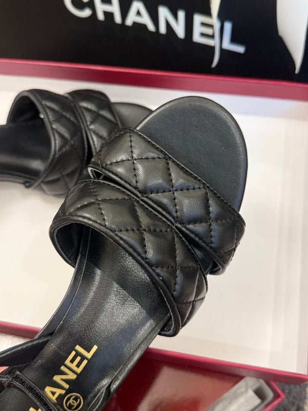 CC 25SS Honey Sandals 5cm Black Lambskin 319631